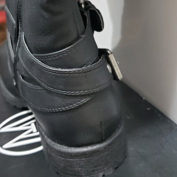 Black Harlow Heather Fall Boots. Size 7. Nwt - Picture 13 of 13